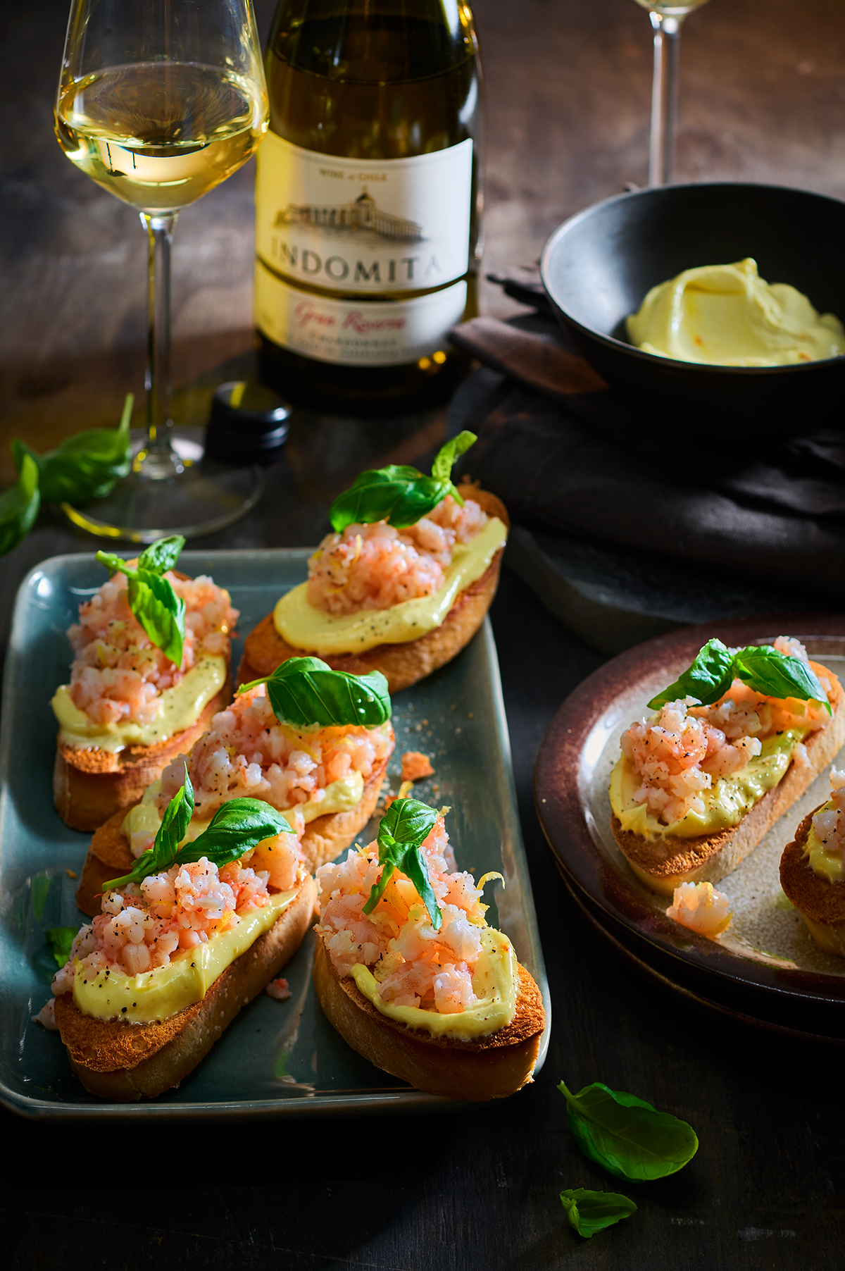 Bruschetta met garnalentartaar en saffraan-aioli