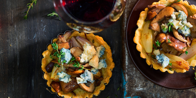 Tartelette met paddenstoelen en gorgonzola