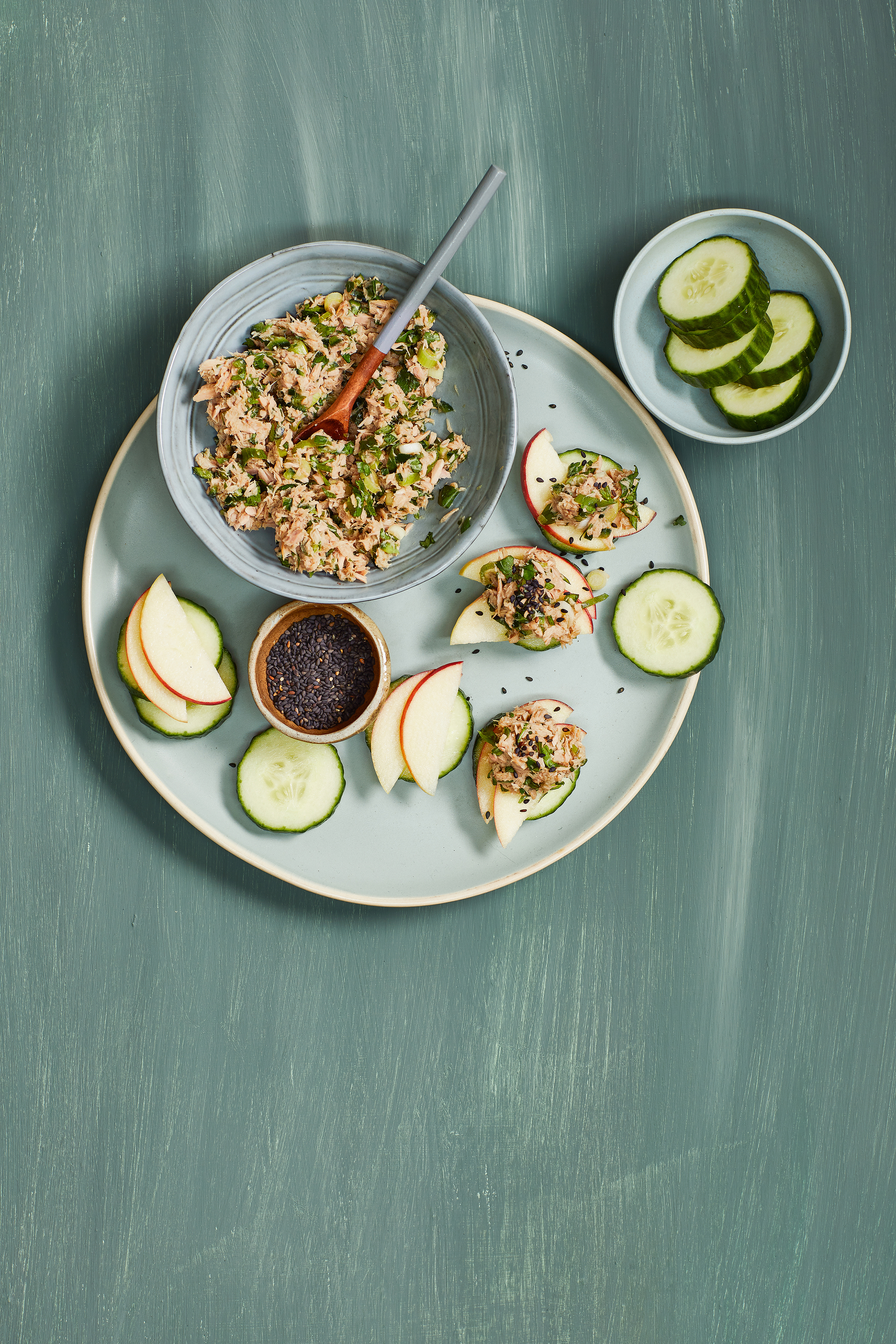 Gezonde ‘toastjes' met pittige tonijnsalade