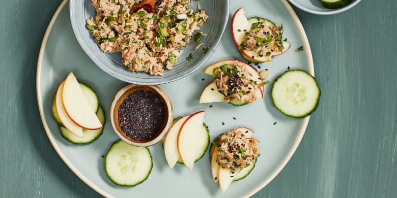 Gezonde ‘toastjes’ met pittige tonijnsalade