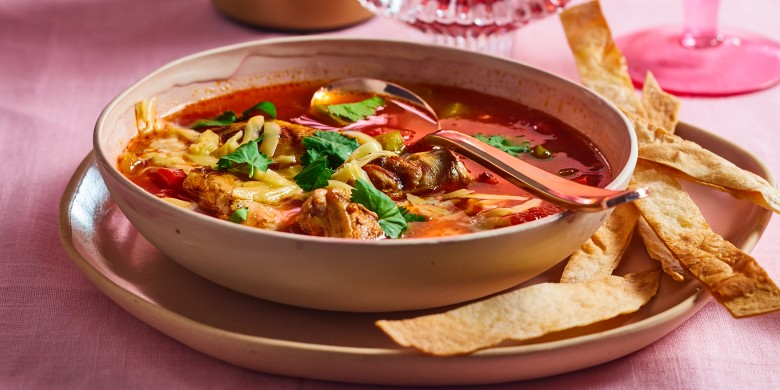 Mexicaanse tortilla-kippensoep