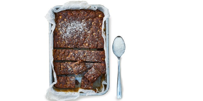 Fruitig gebak met noten