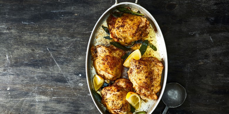 Gebraden kipkarbonade met salie en citroen