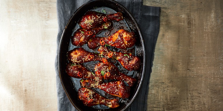 Kleverige drumsticks met ketjap
