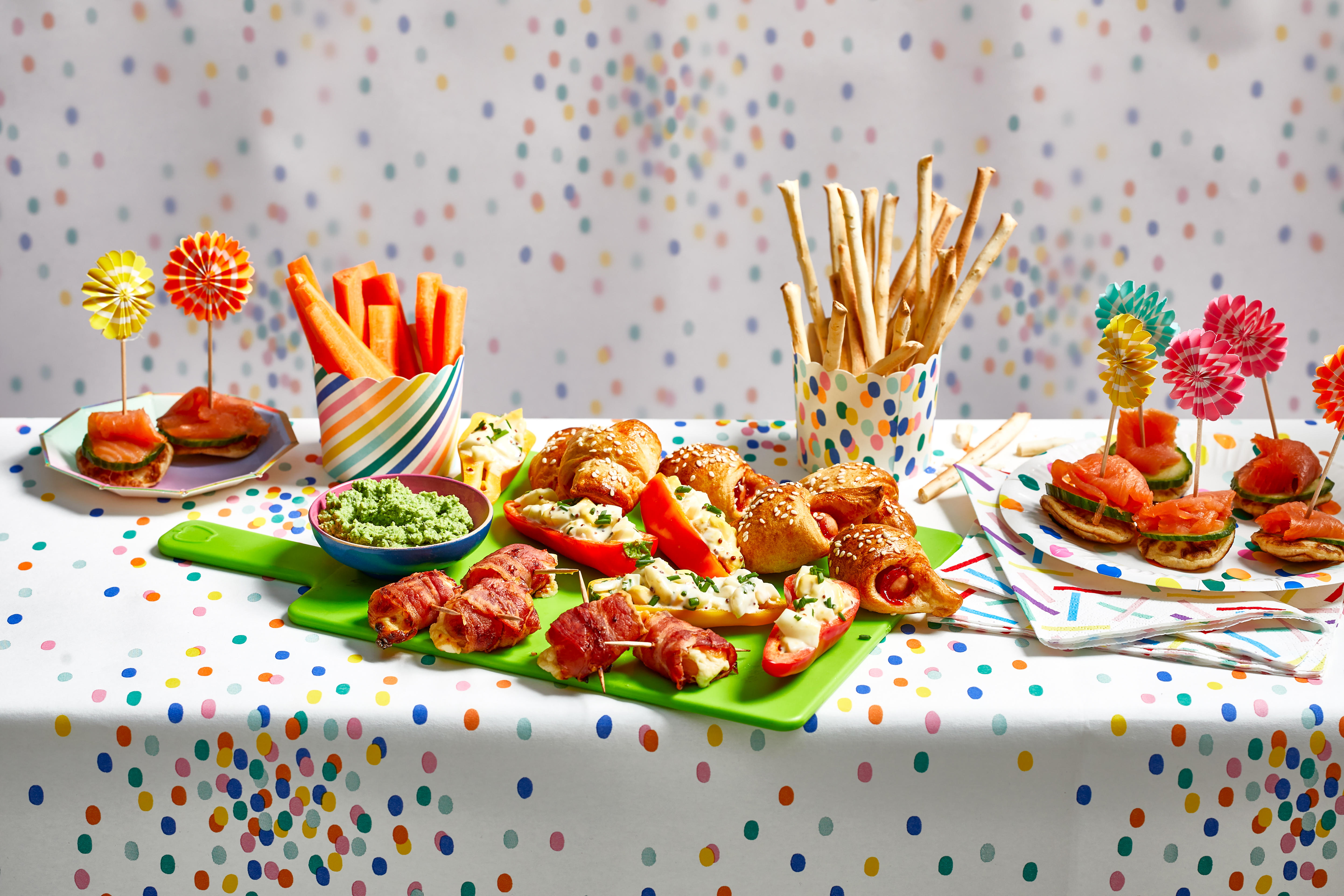 Wortelsticks met doperwtendip