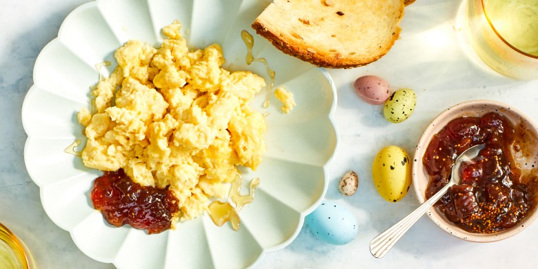 Roerei met ricotta en vijgenjam