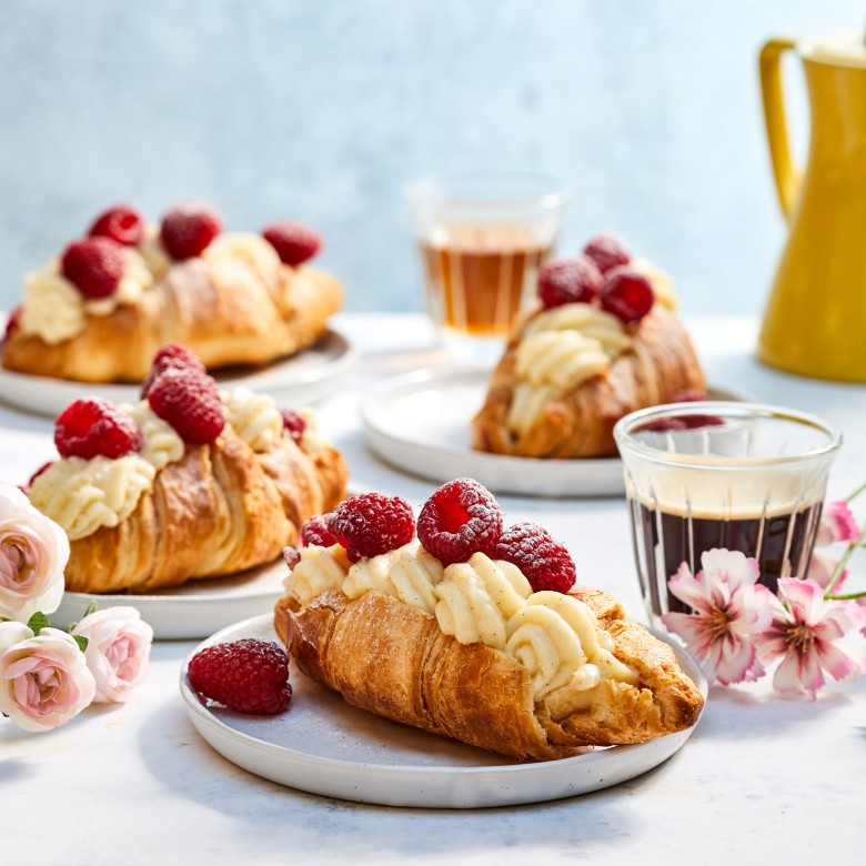 Roomcroissants met frambozen