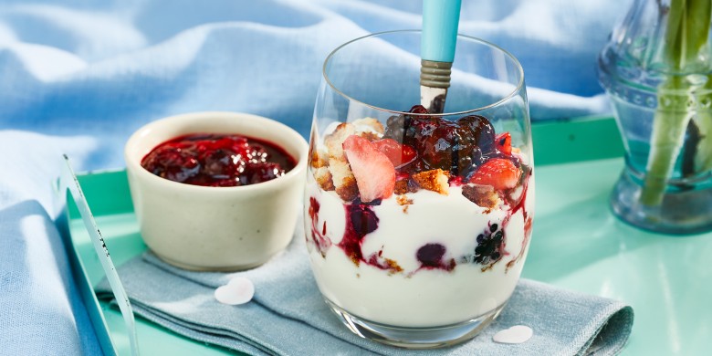Bosvruchten-yoghurtparfait