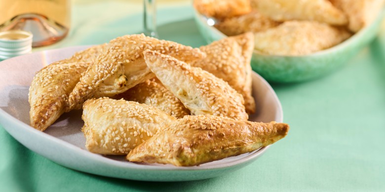 Bladerdeeghapjes met feta