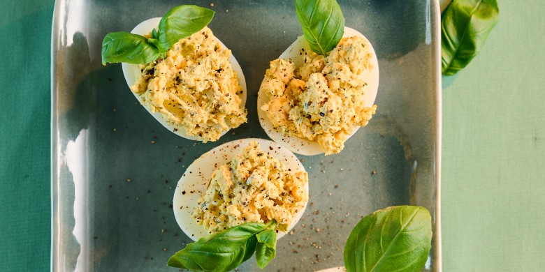 Gevuld eitje met pesto