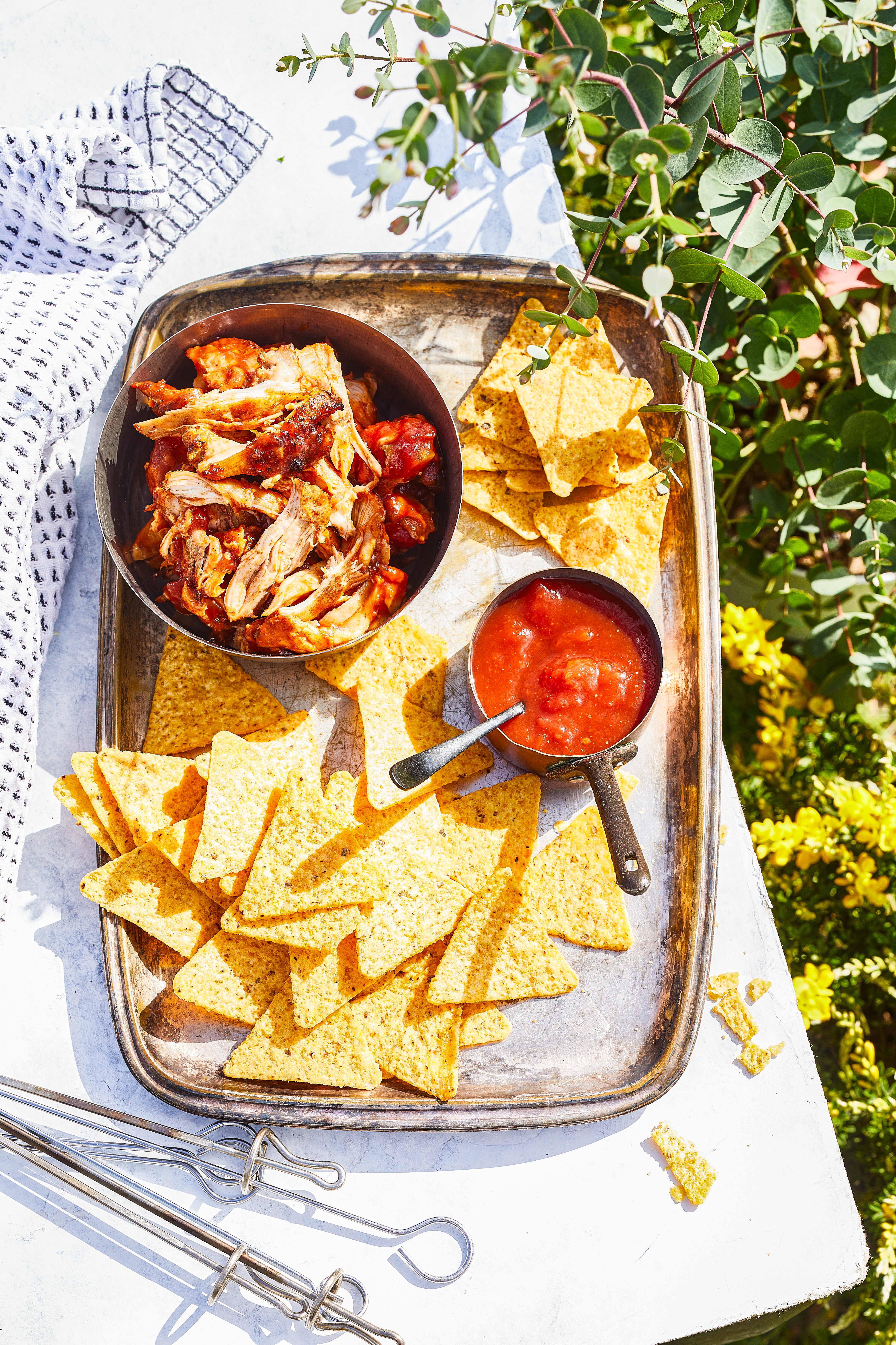 Pulled chicken met spicy tomatensaus