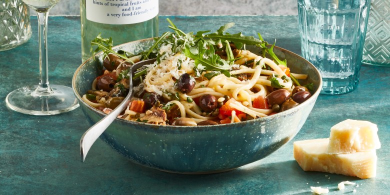 Linguine met sardientjes en kappertjes