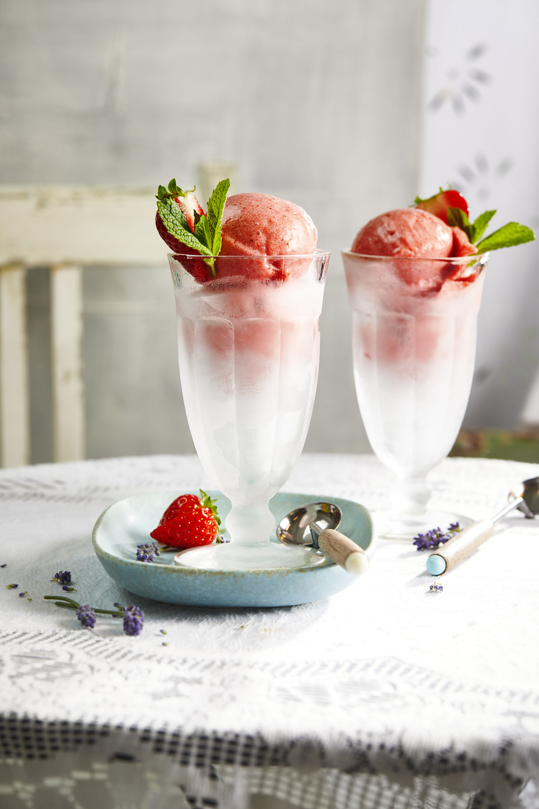 Aardbeiensorbet met lavendel