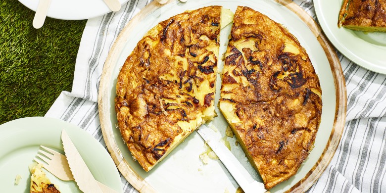 Spaanse tortilla met smokey tomatensaus