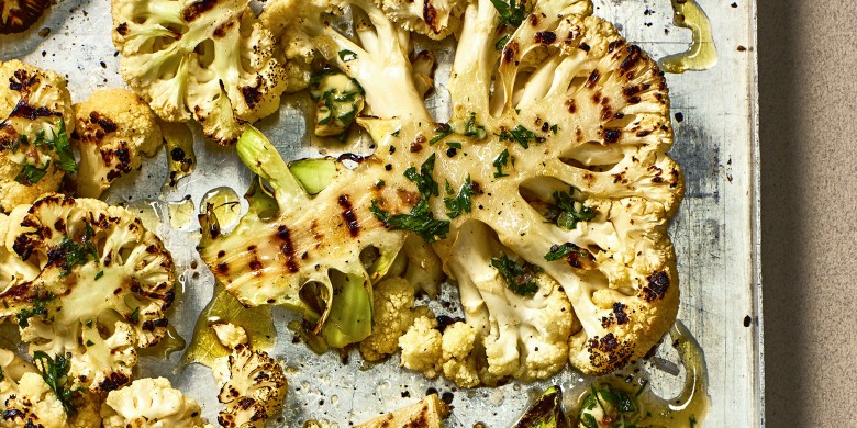 Gegrilde bloemkool met ansjovisboter 