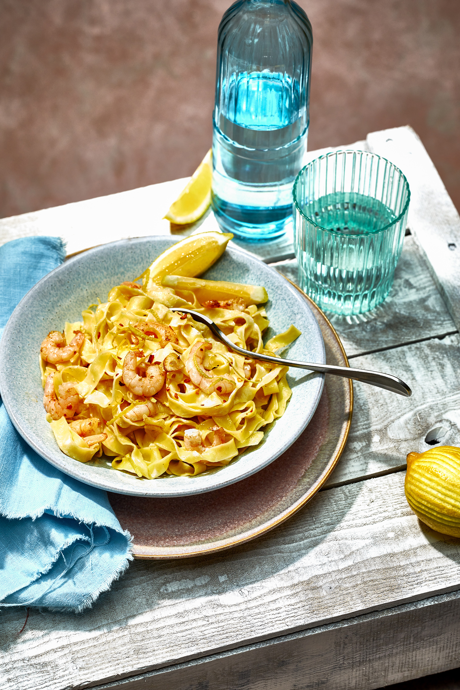 Tagliatelle met garnalen, knoflook en peperoncini