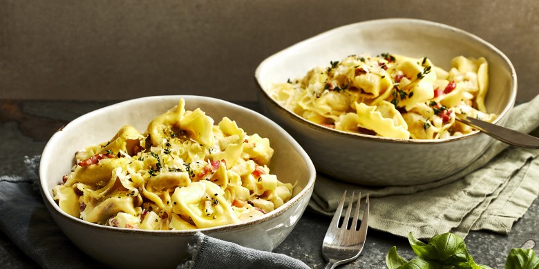 Tortellini met kaas, spekjes en peer 