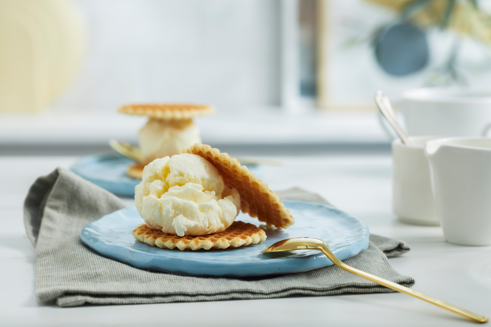 Italiaans yoghurtijs met citroen en honing