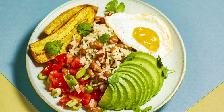 Casamiento met tomatensalade