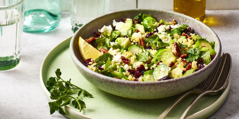 Spruitjessalade met bulgur, cranberry’s en munt