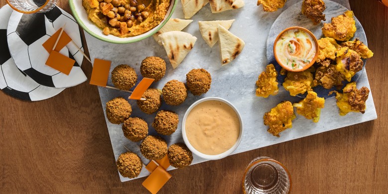 Bitterballen met oranje aioli