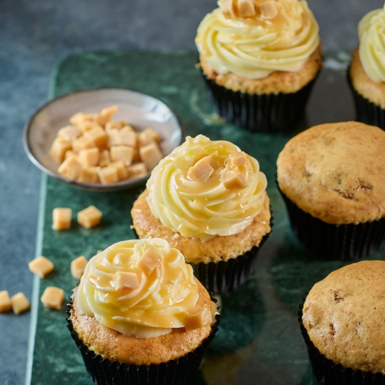 Stroopwafelmuffins met karamelsaus