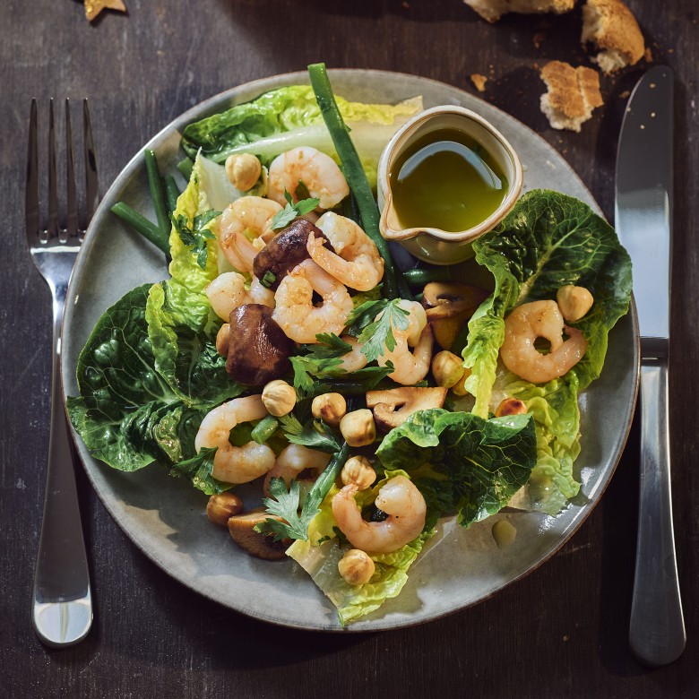 Warme garnalensalade met haricots verts en champignons