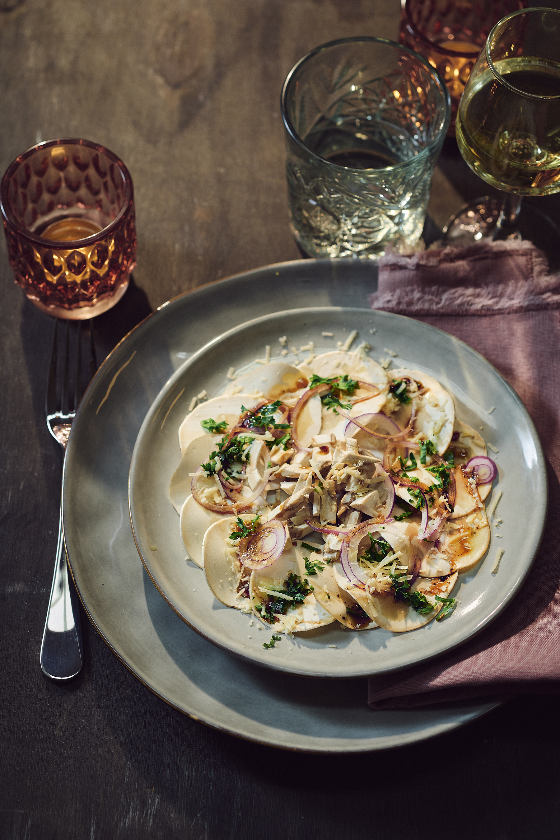 Champignoncarpaccio met parmezaan