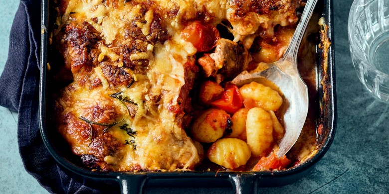 Gnocchi-gratin met kastanjechampignons en tomaatjes
