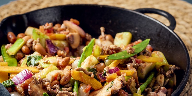 Bruinebonenschotel met spek