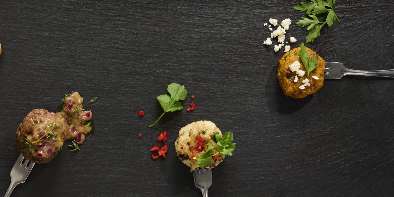 Pompoenballetjes met noten en feta 