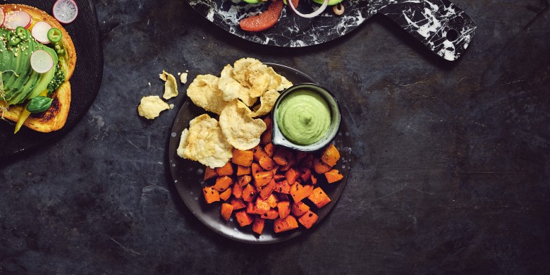 Avocado crema met geroosterde zoete aardappel 