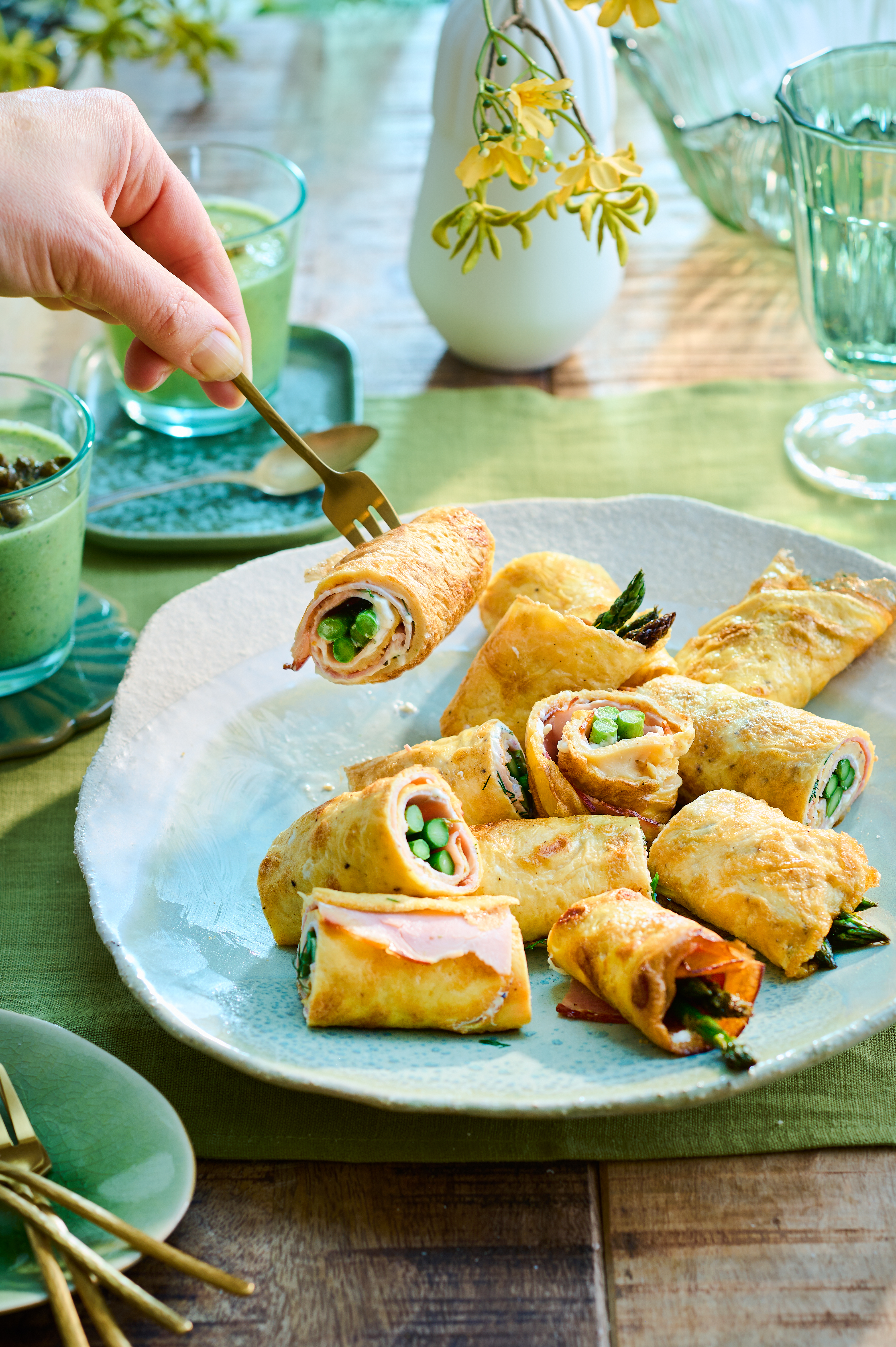 Omeletrolletjes met groene asperges