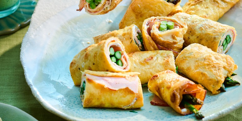 Omeletrolletjes met groene asperges 