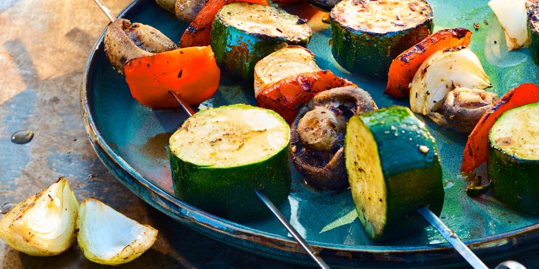 Groentespies met paprika, ui, courgette en champignon