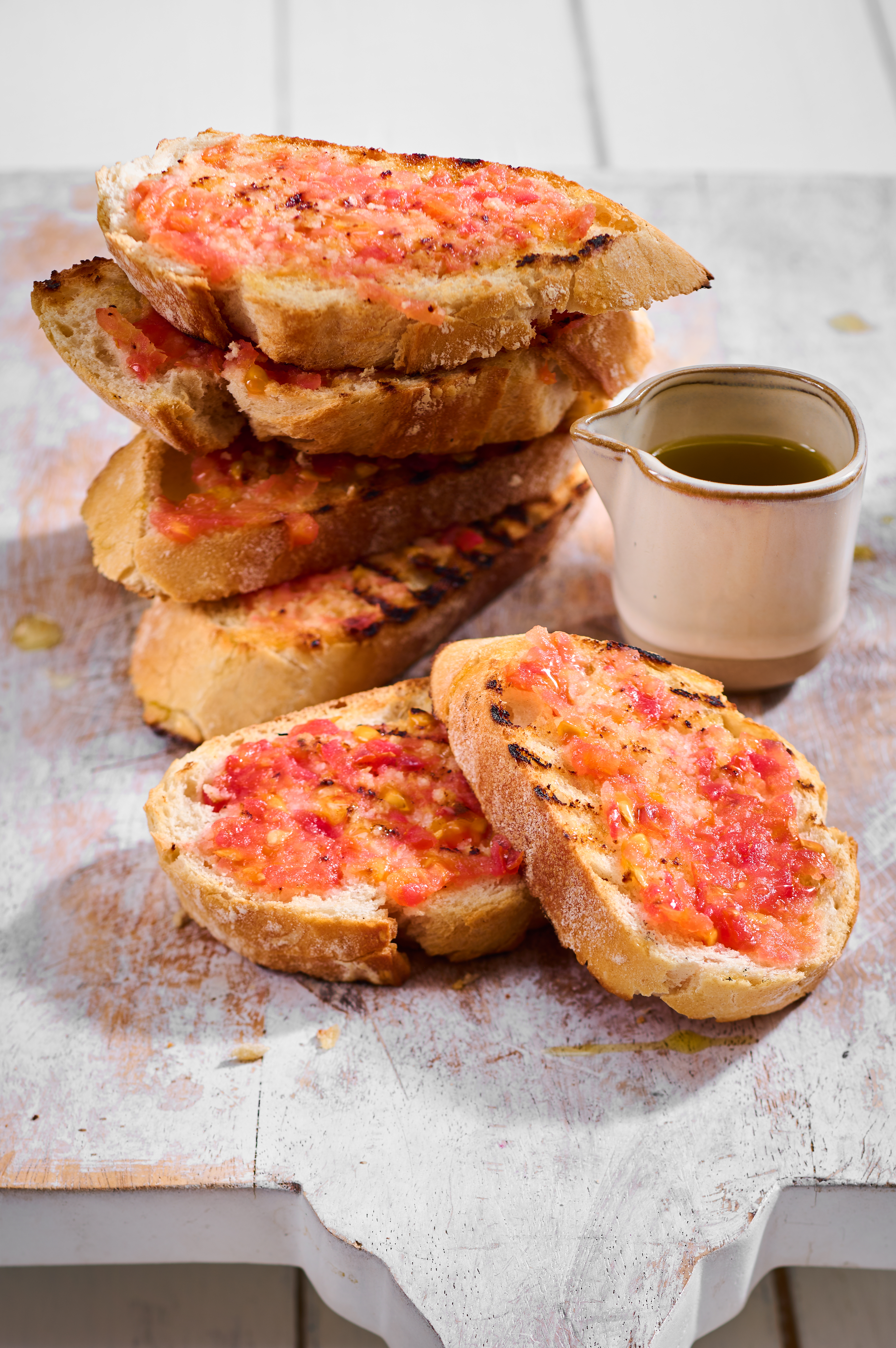 Spaans brood met tomaat en knoflook