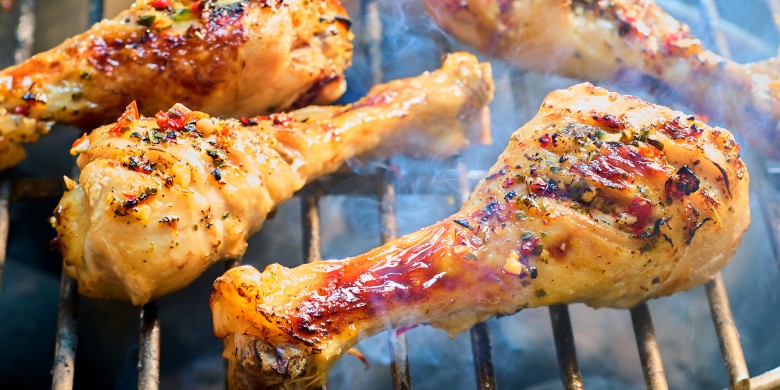 Citroenkip met honing en rode peper