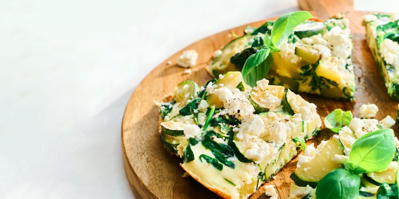 Frittata met spinazie, courgette en feta 