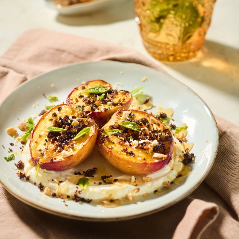 Gevulde perzik met mascarpone-yoghurt