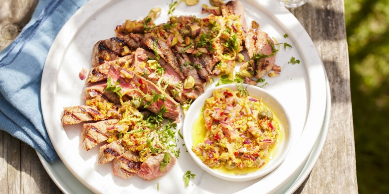 Steak met pistachesalsa 