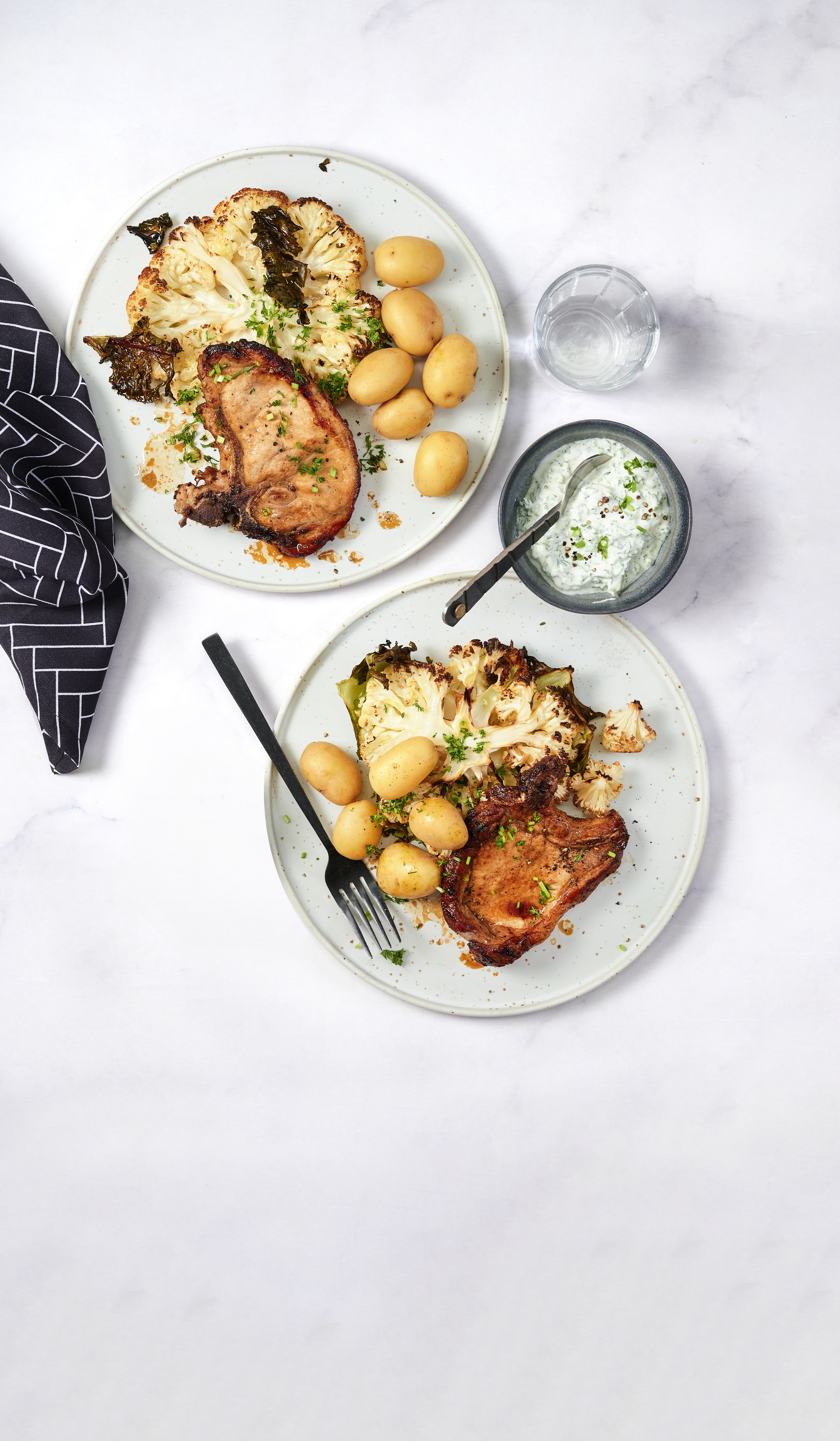 Bloemkool uit de oven met krieltjes en karbonade