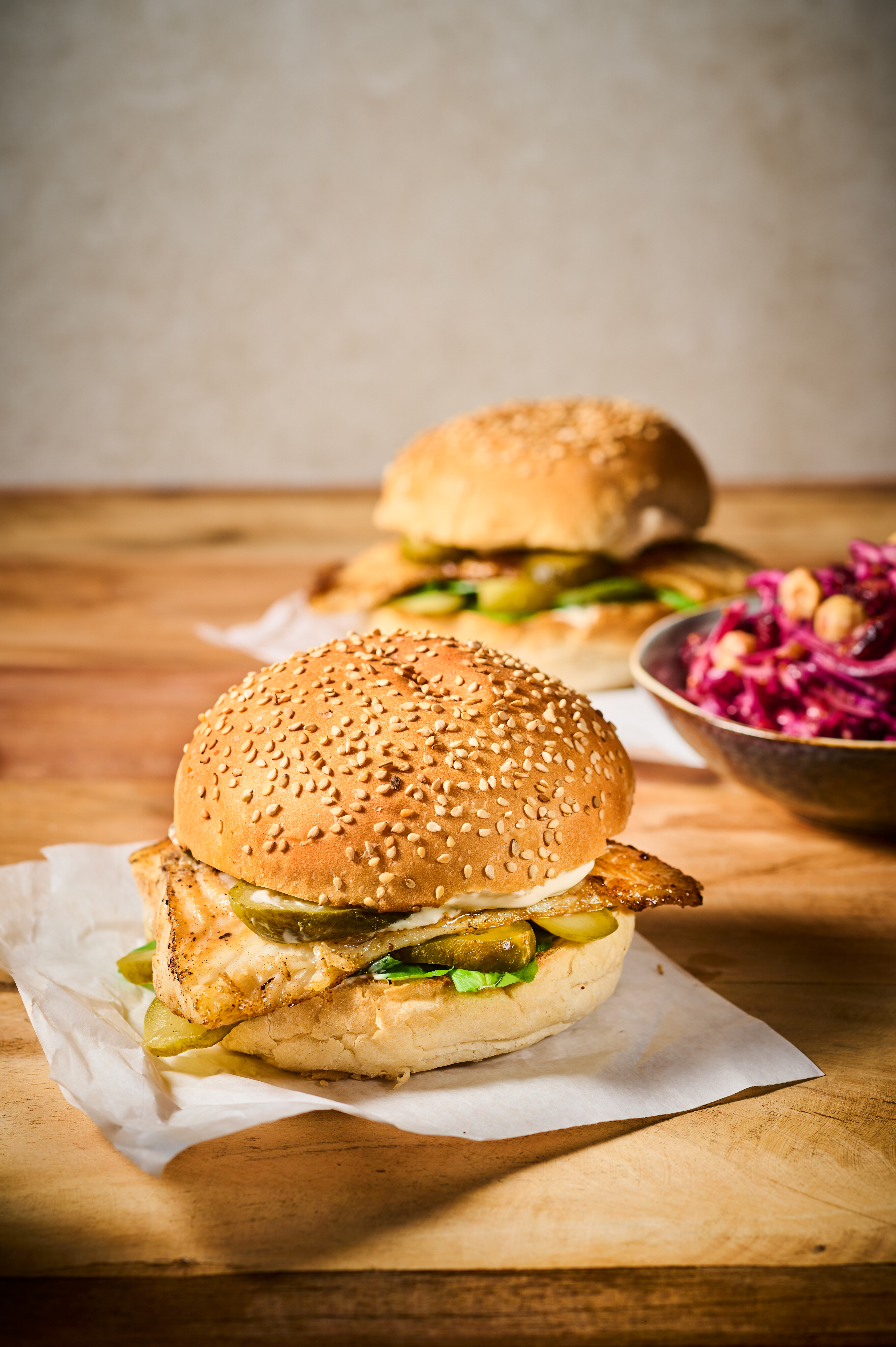 Kabeljauwburgers met koolsalade