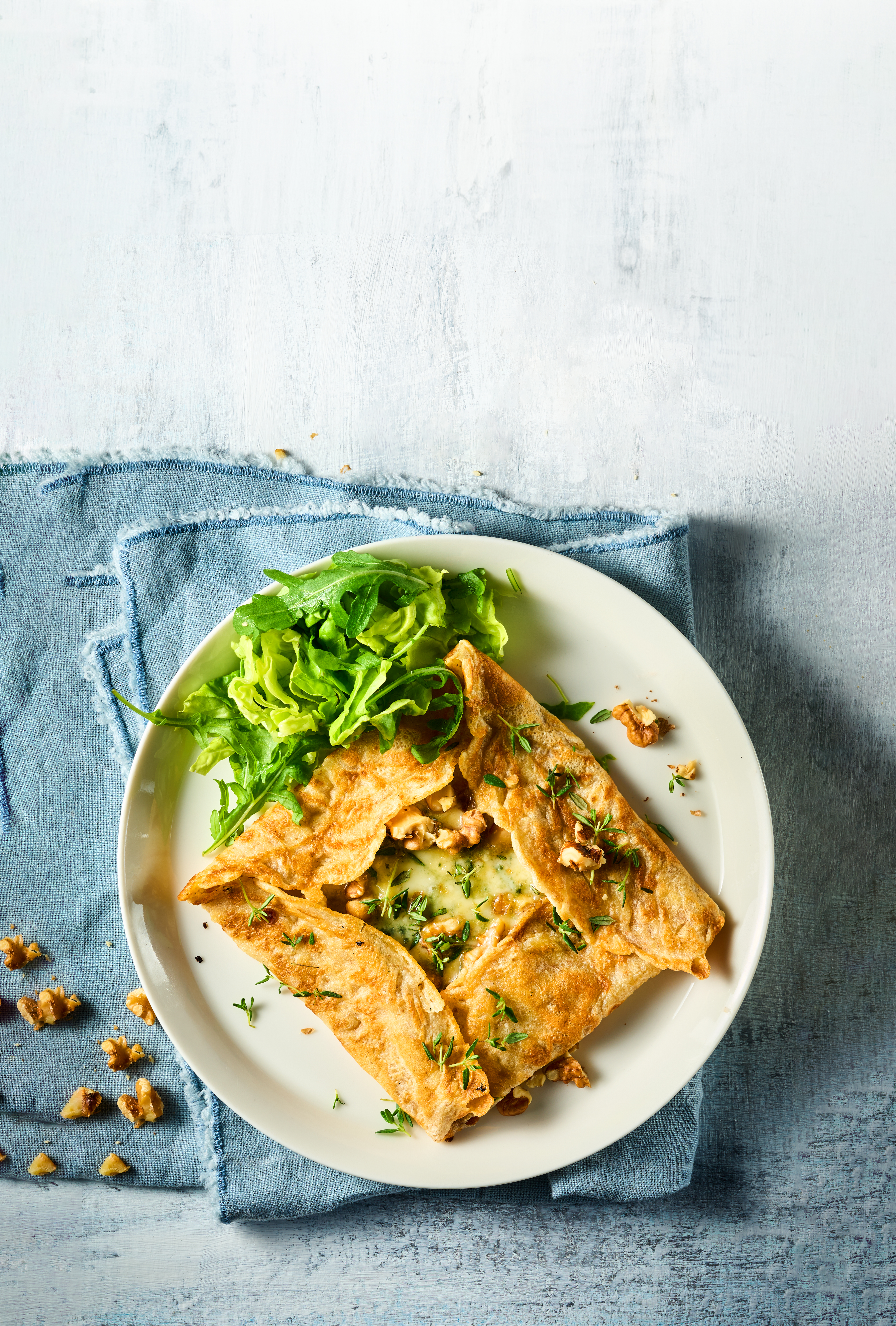 Franse galettes met blauwe kaas en walnoten