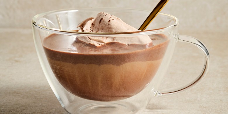 Kruidige chocoladekoffie met kardemom 
