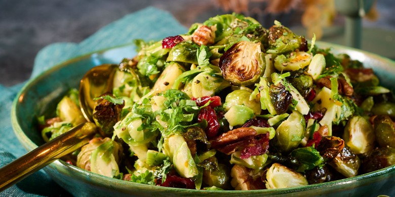 Spruitjessalade met pecan en cranberry 