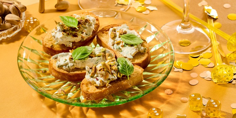 Bruschetta met citroenricotta en pistache 