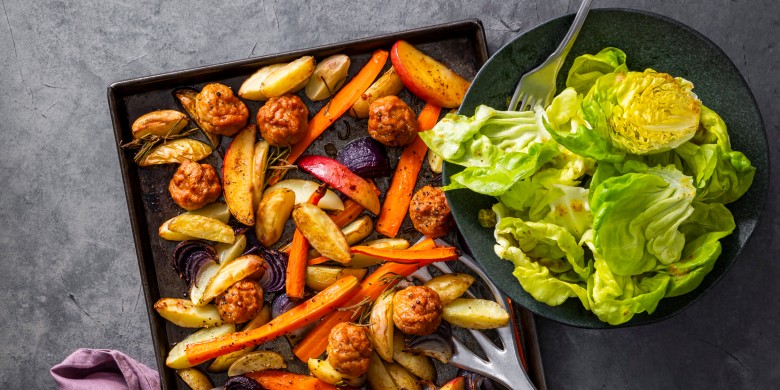 Traybake met kipgehaktballetjes en appel