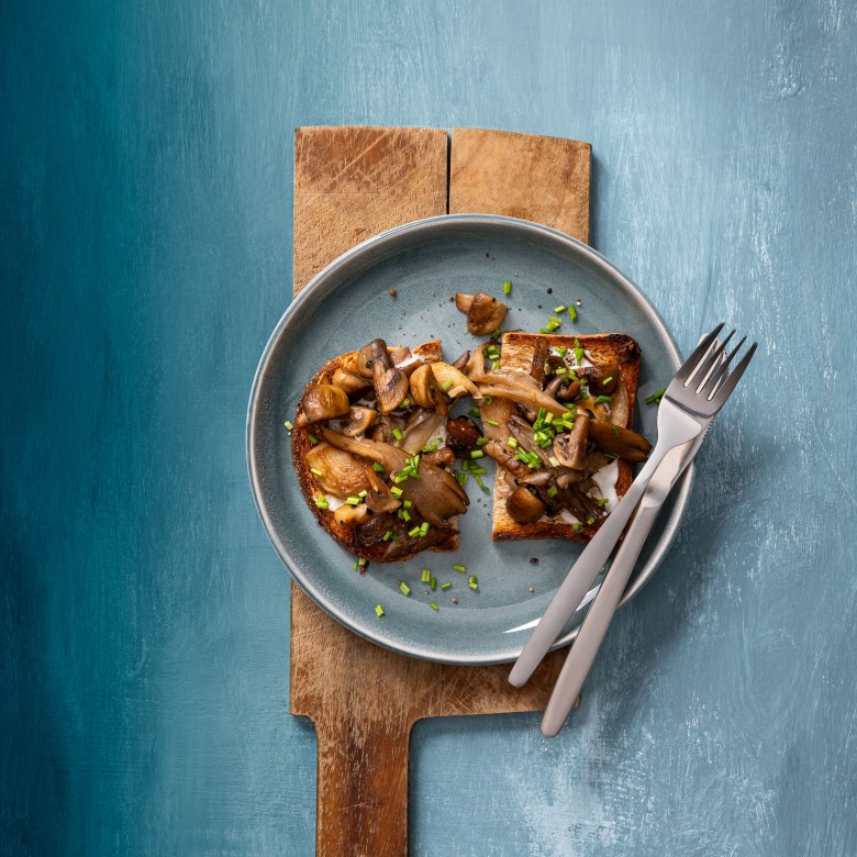 Gebakken-paddenstoelentoast met vegan roomkaas