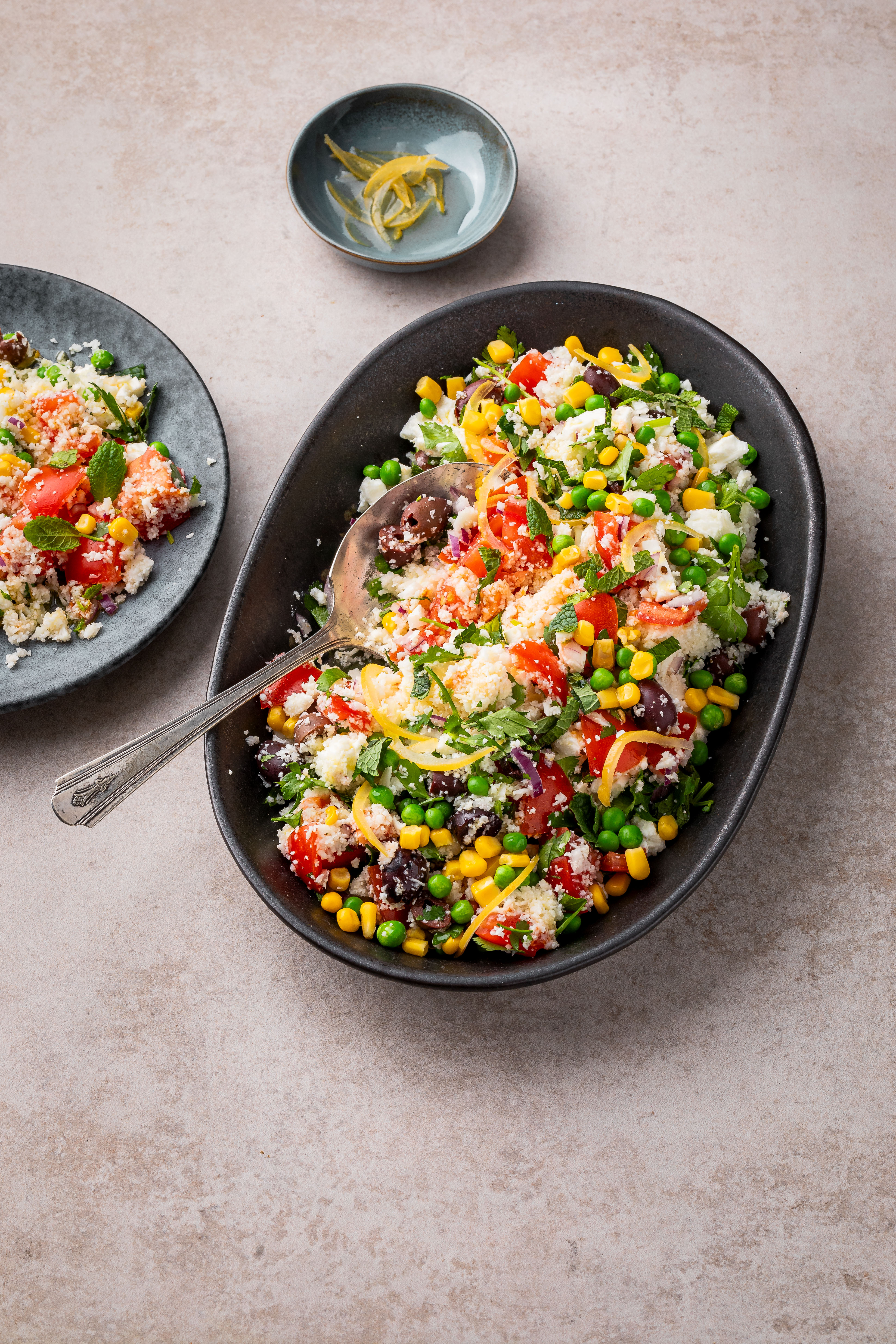 Bloemkoolcouscous met mais en olijven