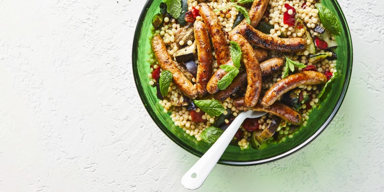 Parelcouscous met gegrilde groente en runderchipolata